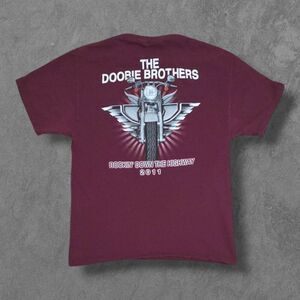 Vintage Y2K The Doobie Brothers L Shirt Burgundy Rockin' Down The Highway
